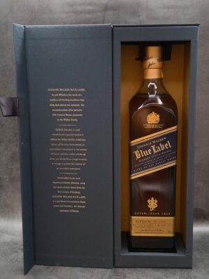Johnnie Walker Blue Label – Blended Scotch Whisky (Standard 750ml Gift Box)