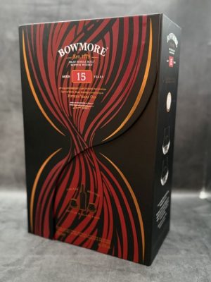 Bowmore 15 Year Old Sherry Cask Finish Islay Single Malt Whisky 70cl / 43% – Limited Edition Gift Set with 2 Tasting Glasses
